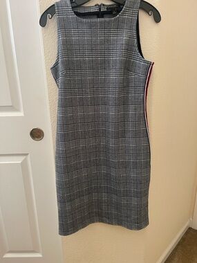 Banana Republic Black & White Plaid Sleeveless Midi Sheath Dress